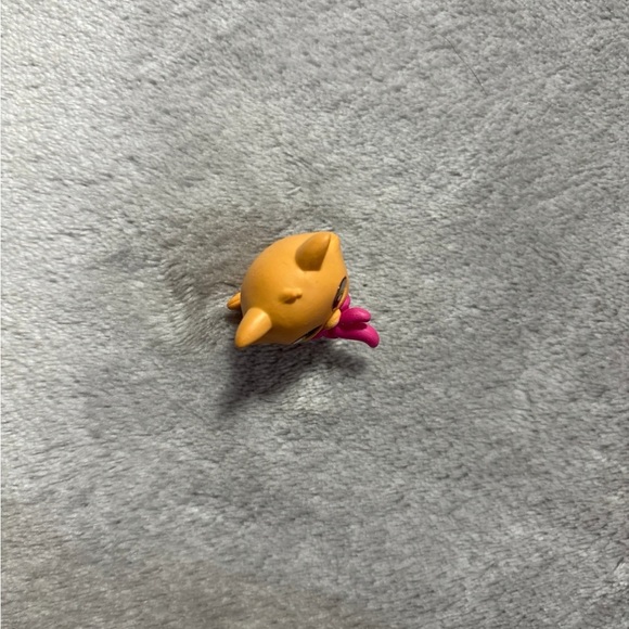 Disney Marvel Doorables Goose from Captain Marvel - Picture 3 of 5